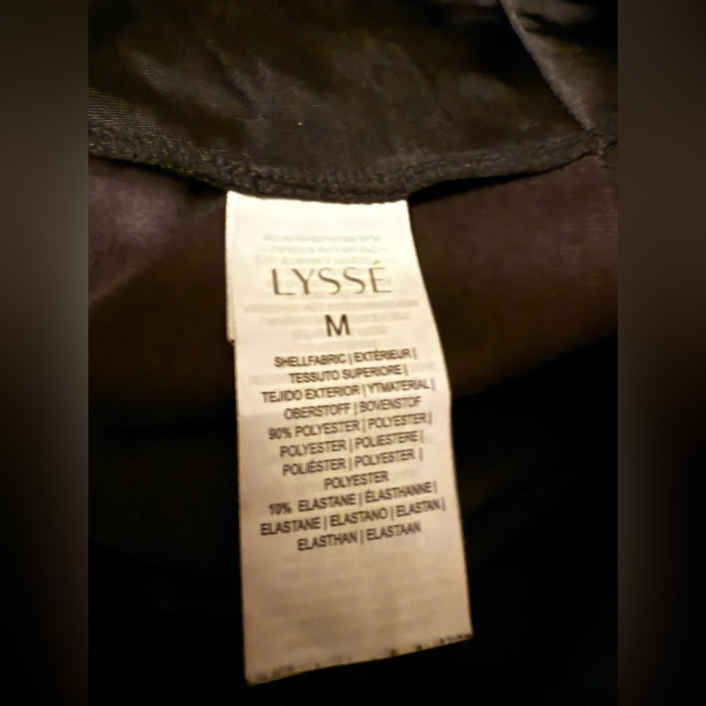 LYSSÉ Black Suede Feel Stretch Leggings Size M Pull-On Slim Fit Ankle Pants - Picture 5 of 5